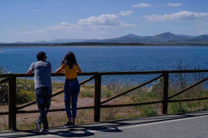 El embalse Gabriel y Galán deja estampas como esta