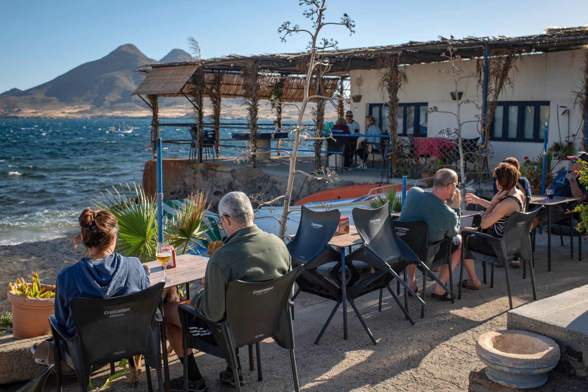 Bar restaurante La Isleta.