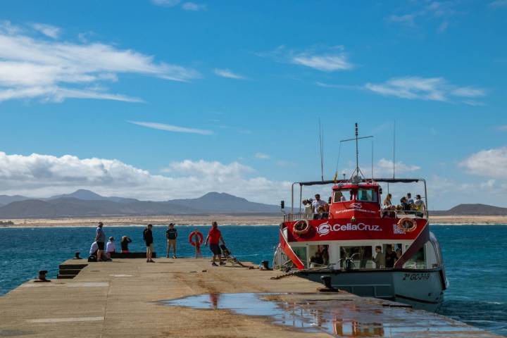 El catamarán Celia Cruz de Ferry Isla Lobos.