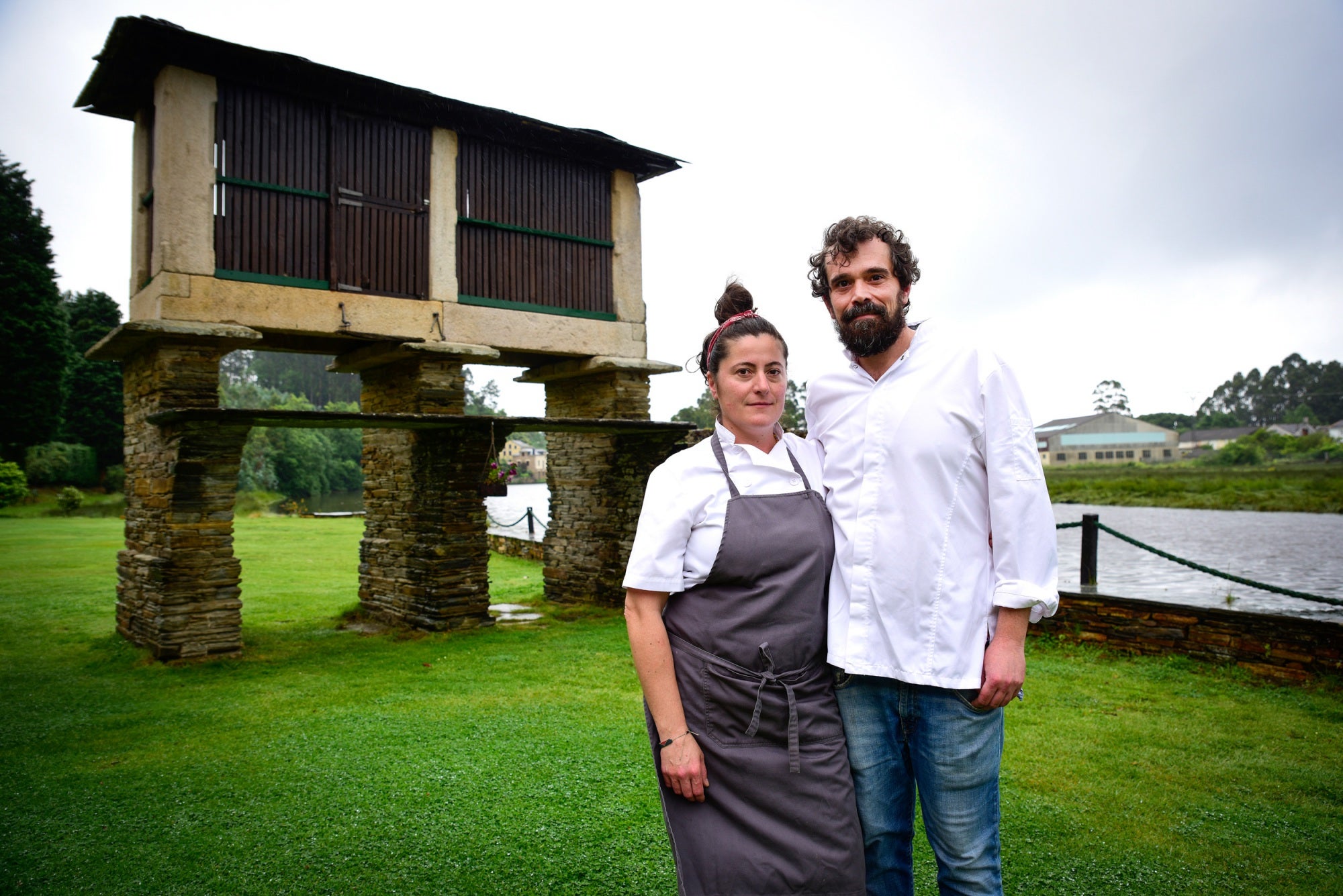  Amara Méndez y Javier Oseira, de 'A Goleta'.