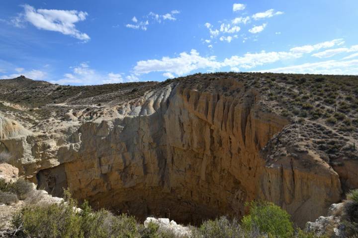 La sima de San Pedro en Oliete (Teruel)