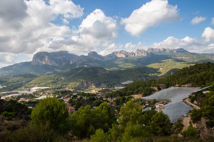 Les Fonts d'Algar (Callosa d'en Sarrià, Alicante) pueblo