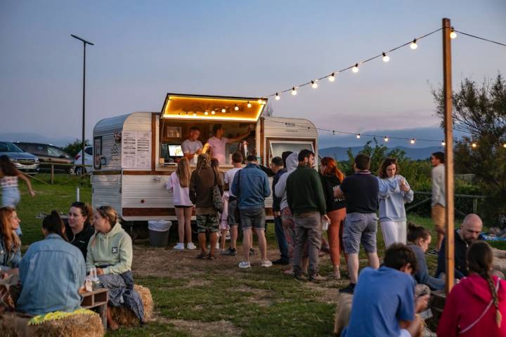 Food truck en el Mirador de La Corneja en Ruilobuca 