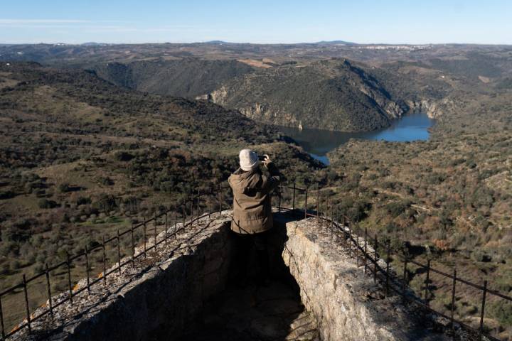 Panorámica de los Arribes desde el mirador de los restos de la fortaleza en Fermoselle.