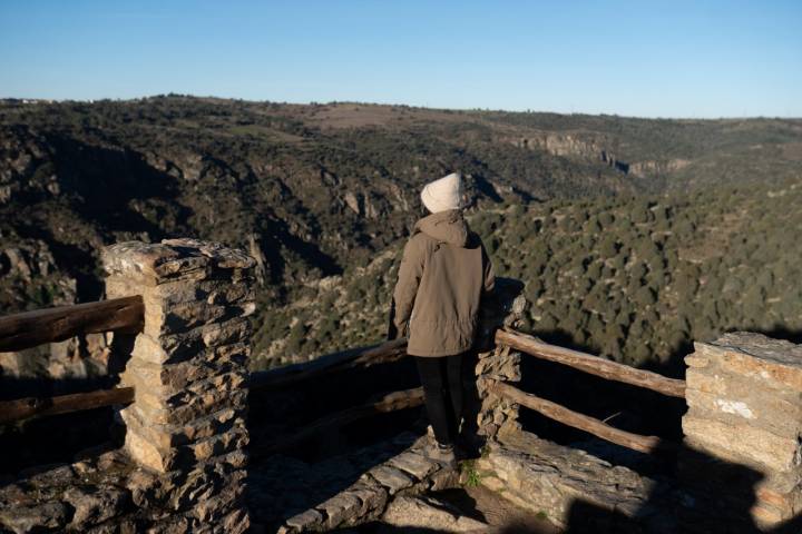 Vistas desde el mirador de Las Barrancas en Fariza.