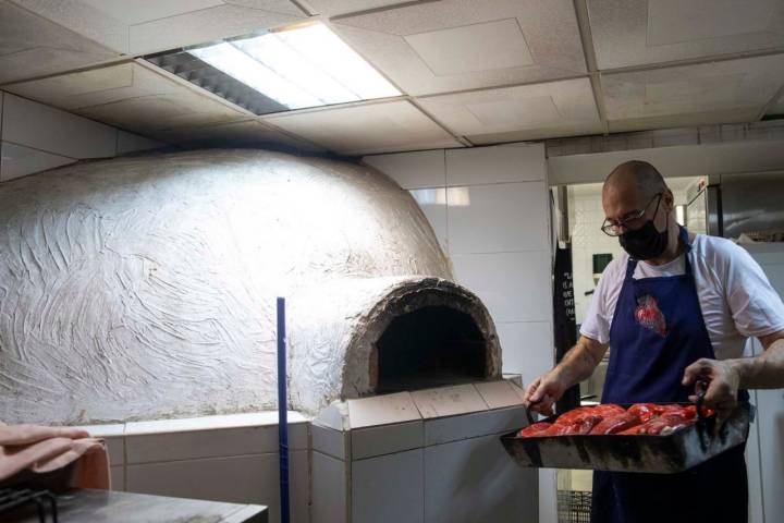 El horno moruno con el que Míkel consigue dar a sus platos un toque absolutamente personal.