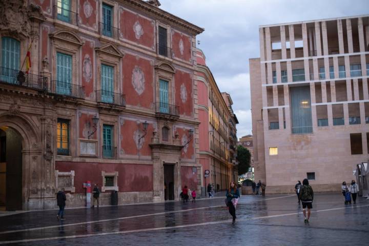 edificio moneo y palacio episcopal de murcia