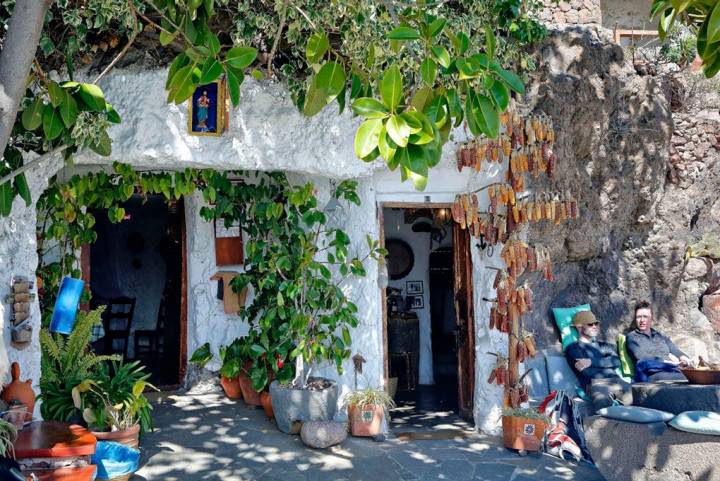 En las casas cueva de las montañas de Artenara, en Gran Canaria, un museo etnográfico para entenderlo todo. Foto: Roberto Ranero.