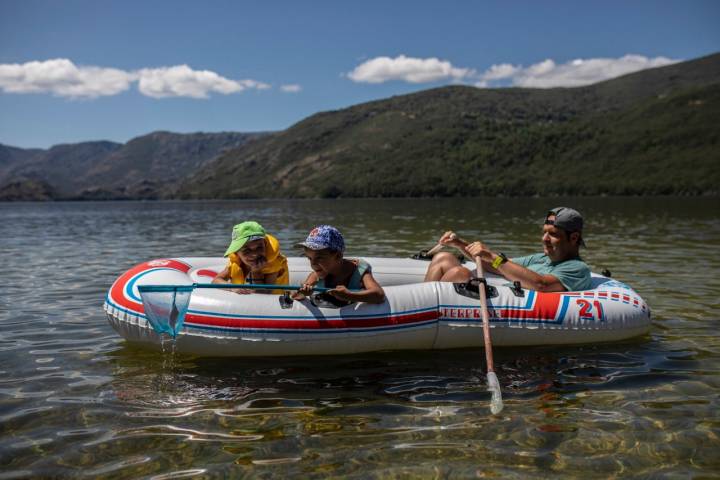 Barca hinchable Lago Sanabria