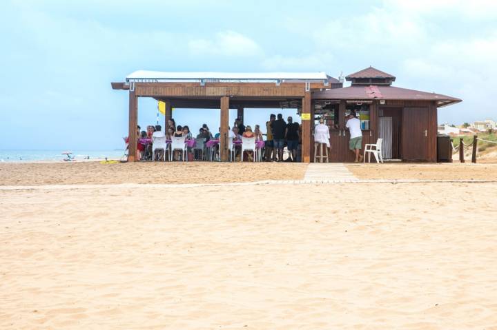 El chiringuito Arena, en la playa de Xeraco