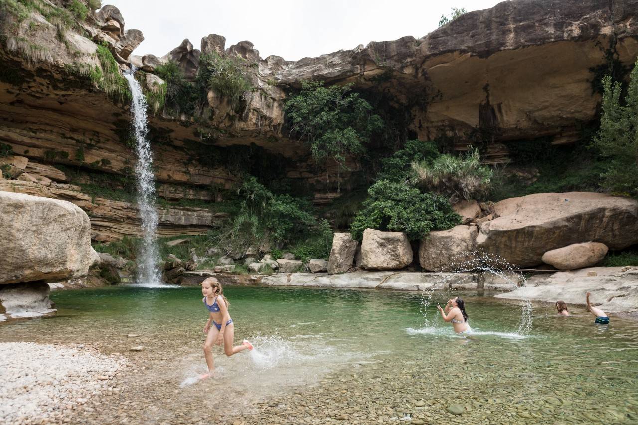 Pozas Comarca del Matarraña apertura niñas en El Salt