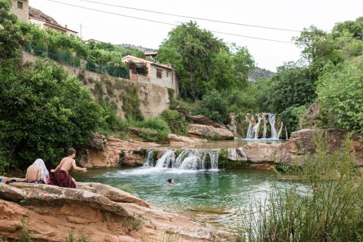 Pozas Comarca del Matarraña Gente en Font de la Rabosa