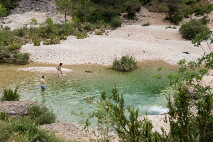 Pozas Comarca del Matarraña Pareja en Las Pesqueras