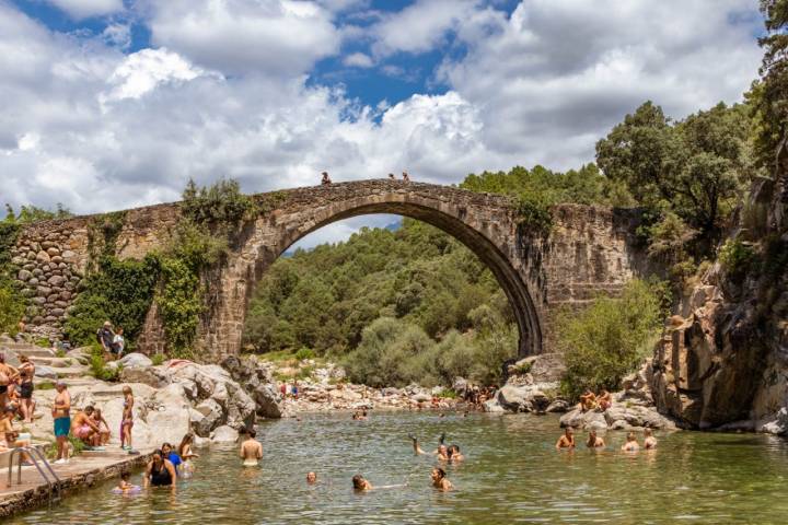 Puente Romano de Madrigal de la Vera.