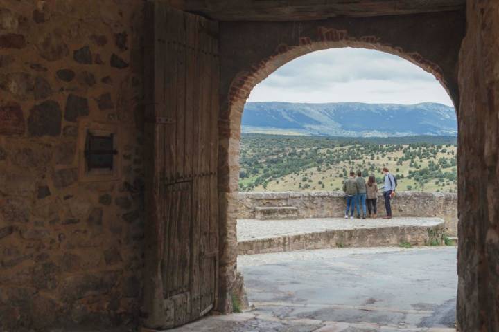 La puerta de entrada y salida de la Villa.