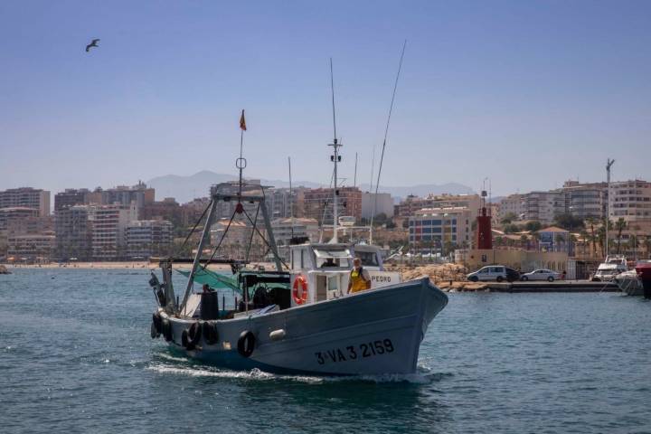 Barco Villajoyosa