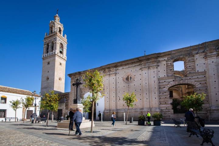 Qué ver en Écija iglesia de la Santa Cruz