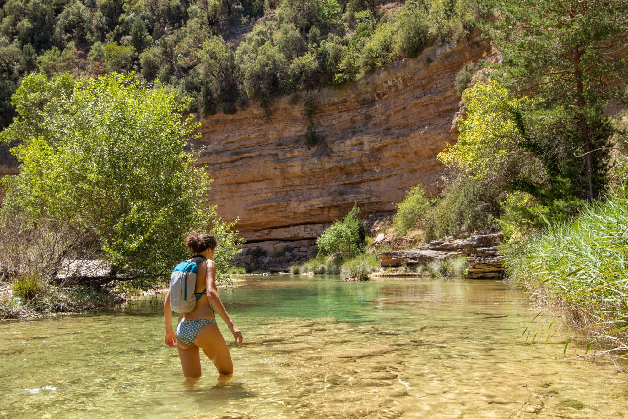 Hacia los Estrechos del Puntillo en el río Alcanadre, del Parque Natural de Guara (Huesca).