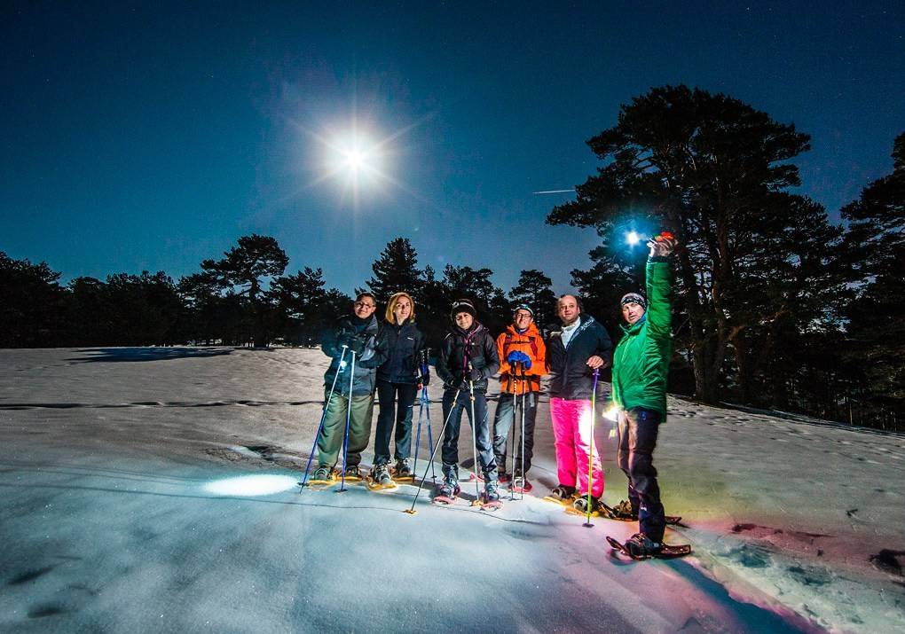 Una expedición de 'hombres lobos' a la caza de la enigmática Luna de las Nieves