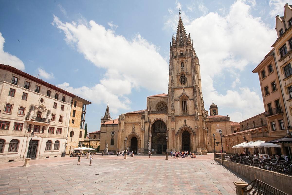 Andanzas de dos protestantes británicos por la cuna del reino de España