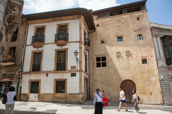 El Palacio de la Rúa, donde se alojó Borrow y le pareció pobre.