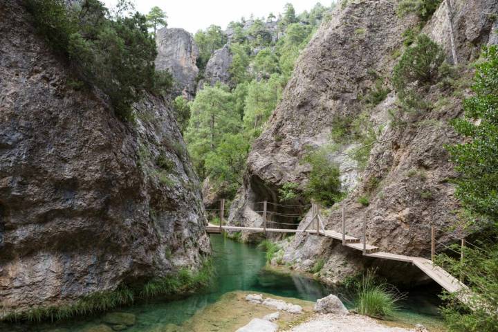 Pasarela río Matarraña Beceite