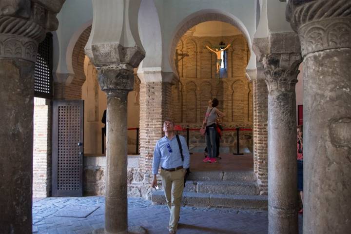 La mezquita del Cristo de la Luz esconde tesoros de diferentes épocas pasadas.