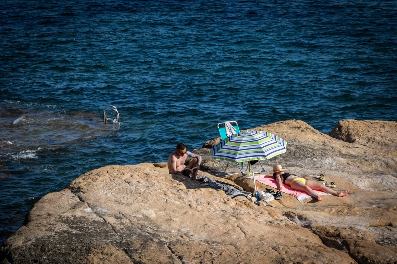 En busca de las calas más tranquilas de la Costa Blanca