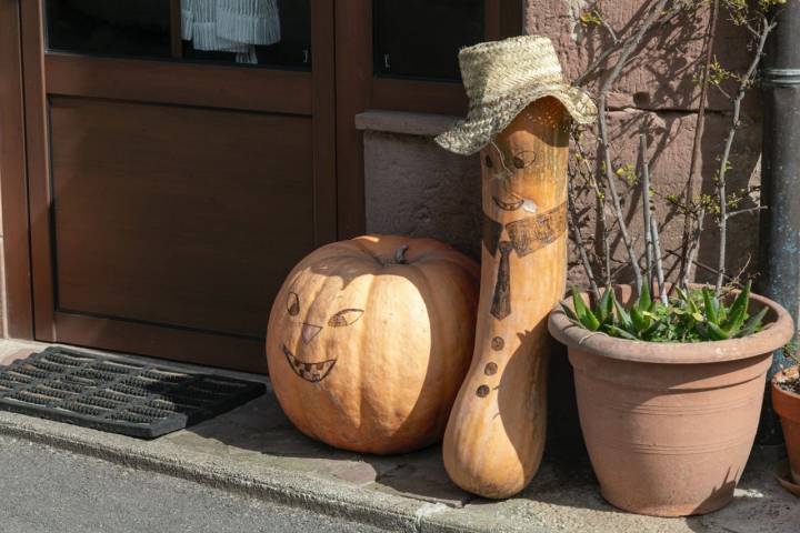 Detalle en la entrada de una casa de Celis