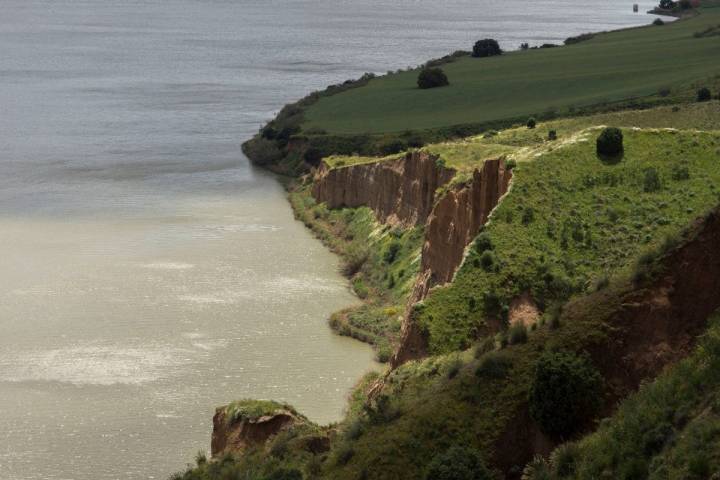 Barrancas y tierras de labranza.