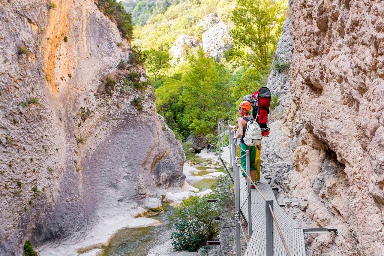 ruta pasarelas río vero alquezar