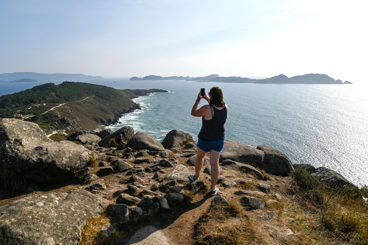 Un paseo entre castros, acantilados y playas vírgenes