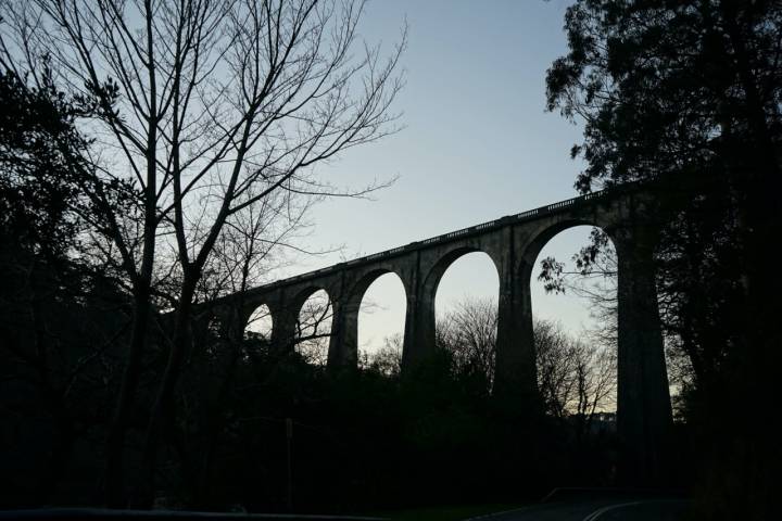 puente sobre el río esva