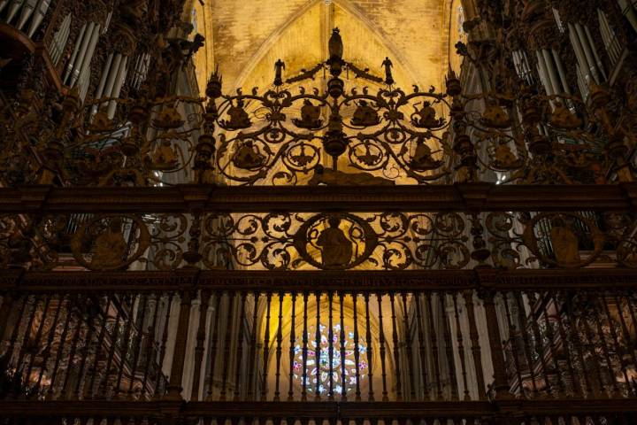 reja roseton catedral sevilla