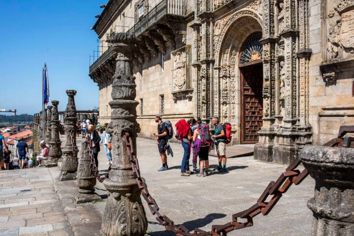 El 'Hotel de los Reyes Católicos', que fue palacio. Para peregrinos con poderes.