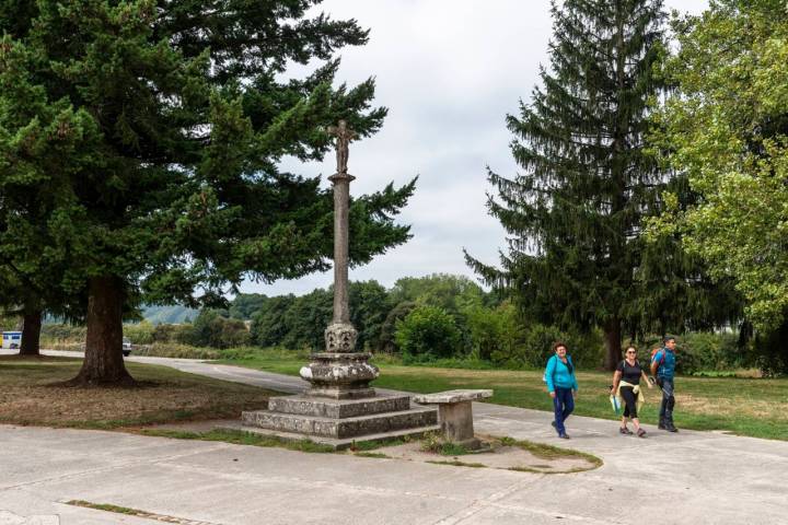 'Cruceiro' en Santa María de Sobrado dos Monxes.