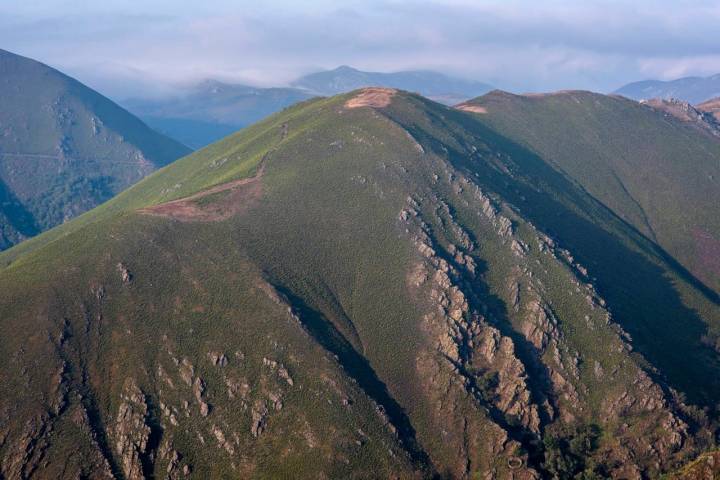 Adiós al silencio de las cumbres asturianas.