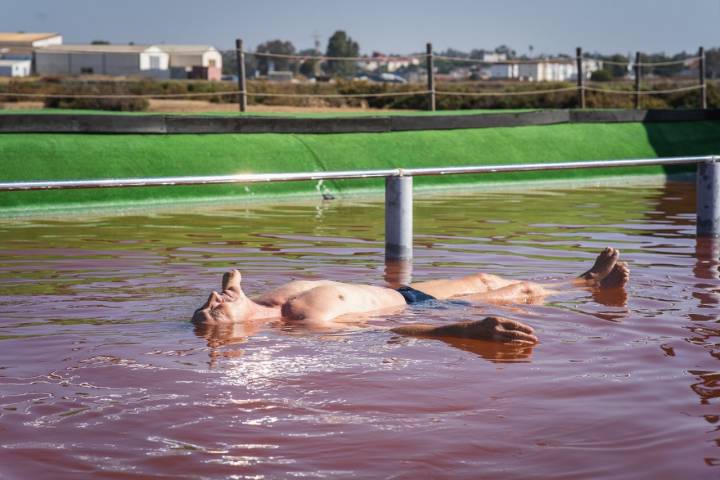 Bañarse aquí relaja, proporciona bienestar y ayuda a eliminar el estrés.