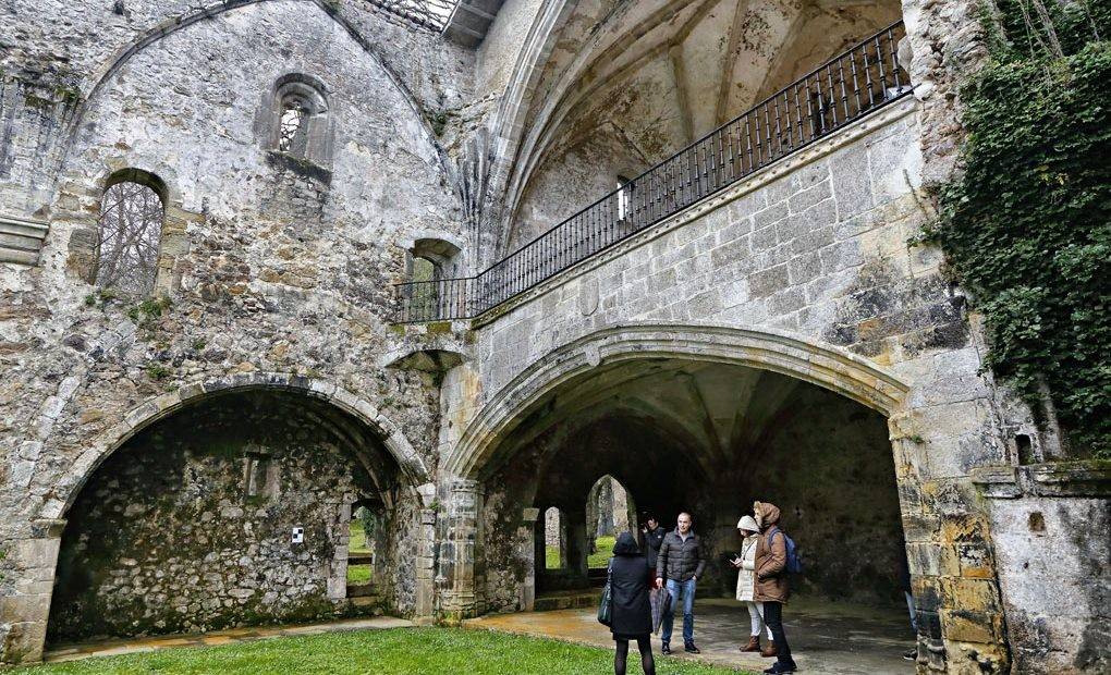 San Vicente de la Barquera, el origen del Camino Lebaniego