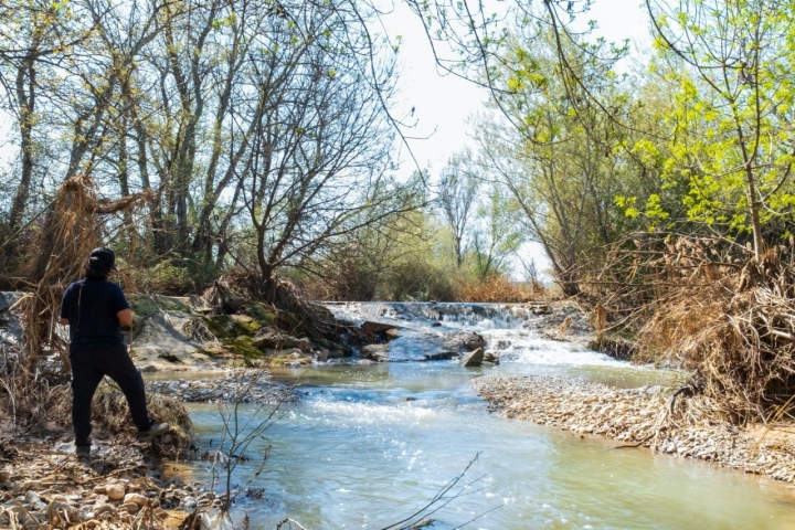 Azud de la senda fluvial Muel (Zaragoza).