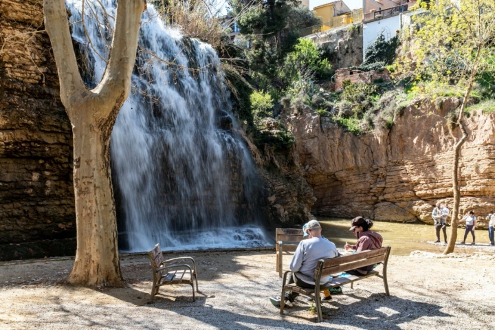 Parque de Muel en la senda fluvial (Zaragoza).