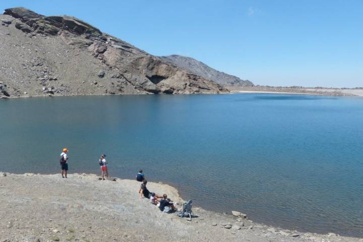 laguna de las yeguas sierra nevada