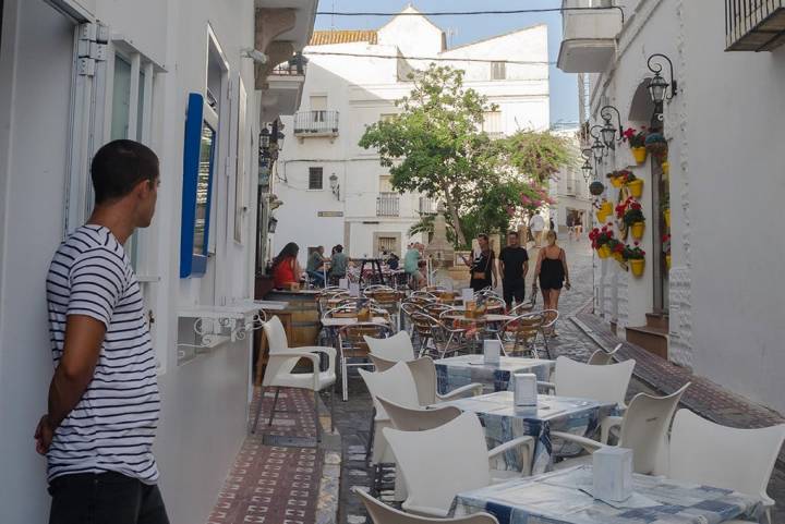 Todas las delicias del tapeo concentradas en una calle: Guzmán el Bueno.