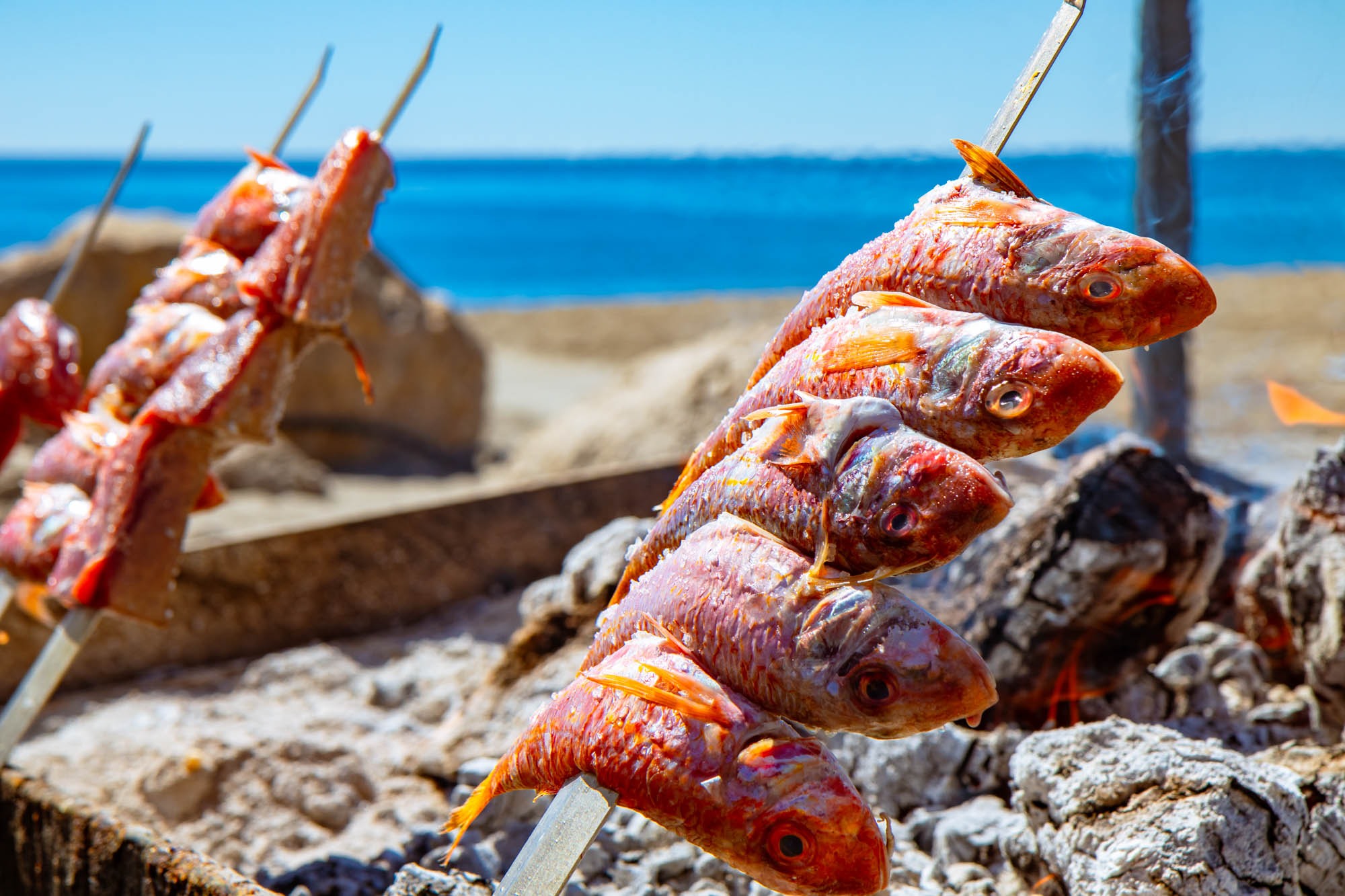 Espetos de salmonete.