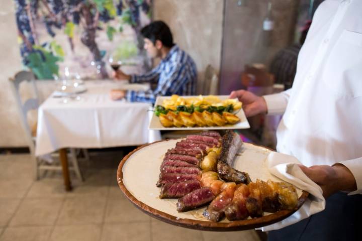 Filete de ternera en el restaurante 'Las Brasas de Alberto'.