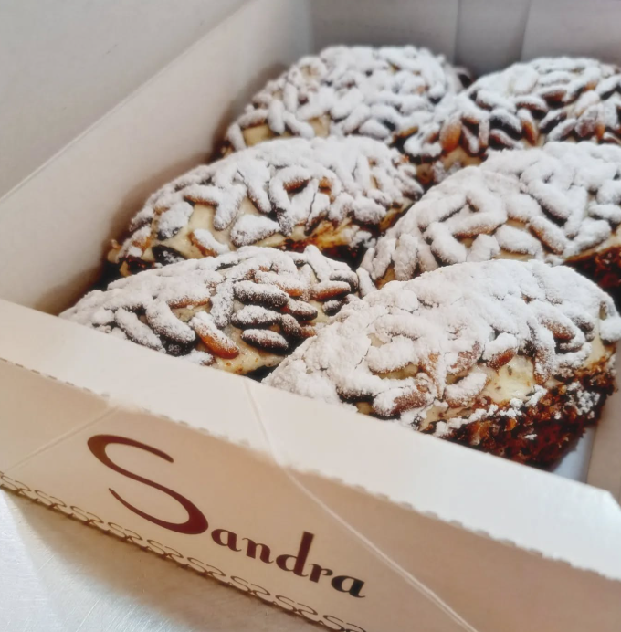 Sandra