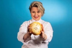 Cristina Figueira, con el Sol por El Xato, recibido por primera vez en 2021