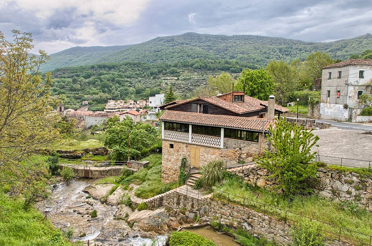 Baños de Montemayor