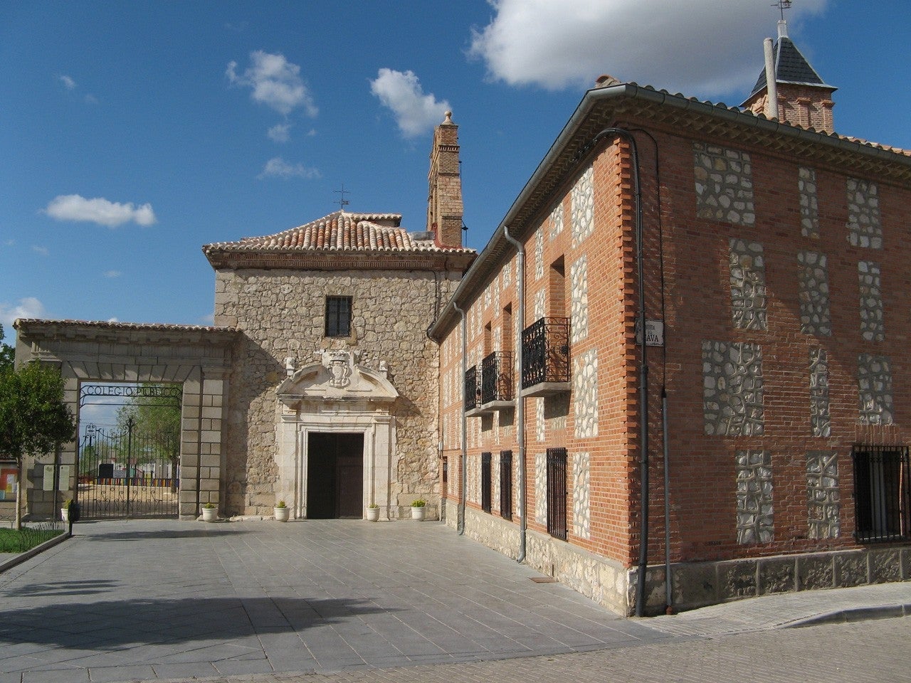 Loeches